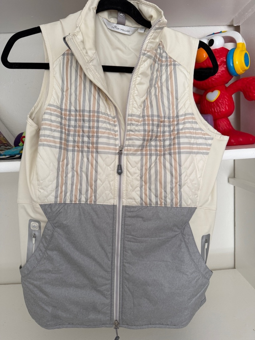 Peter Millar LIZZIE Golf Hybrid Vest.